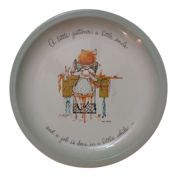 Set of 5 Holly Hobbie Collector’s Plates, Girl Boy Sayings, Light Green Rim, 6 I - Picture 4 of 9
